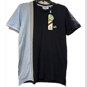 Le Shark NWT T-Shirt size S.